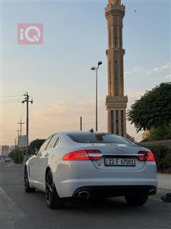 جاكوار XF